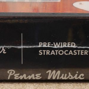 Fender Pre-Wired Vintage Noiseless Stratocaster Pickup Set Pickguard Black 3