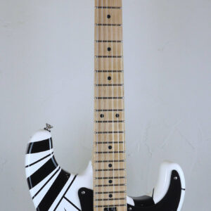 EVH Striped Series 2013 White with Black Stripes EVH00114 1