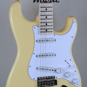 Fender Japan Yngwie Malmsteen Stratocaster Vintage White 3