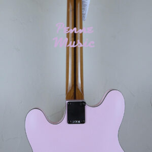 Fender Tom Delonge Starcaster Satin Shell Pink 2