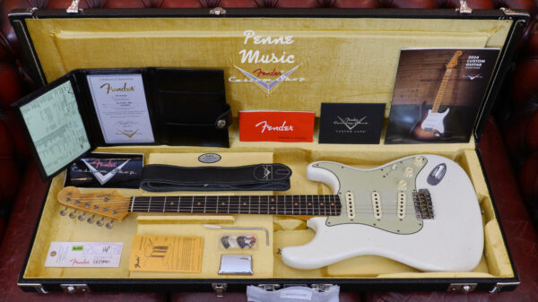 Fender Custom Shop Time Machine 1964 Stratocaster Aged Olympic White Journeyman Relic 9235001578