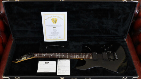 ESP Custom Shop Kirk Hammett KH-2 2001 Black Made in Japan inclusa custodia rigida ESP